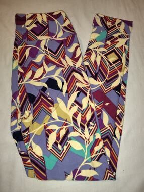 LuLaRoe Leggings One Size NWOT Plants Over Chevron Stripe NEW OS